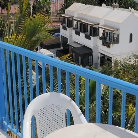 Costa Volcan Hotel 2*