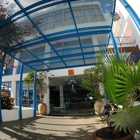 Hotel Costa Volcan 2*